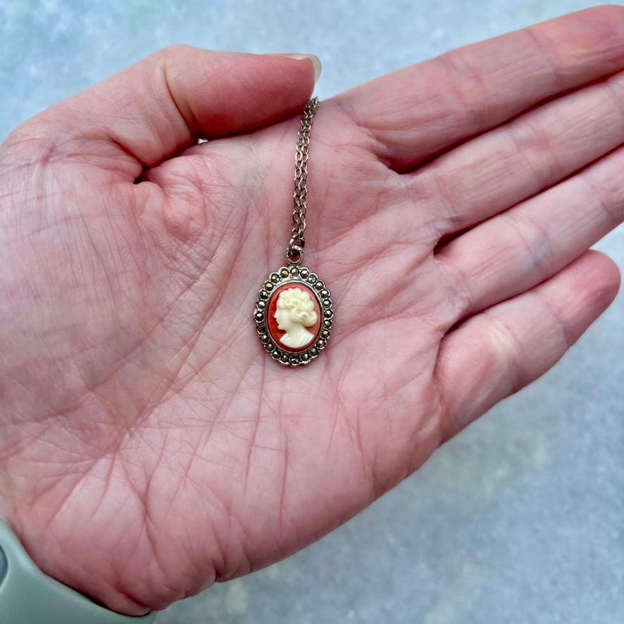 Silver Tone Small Cameo Pendant Necklace