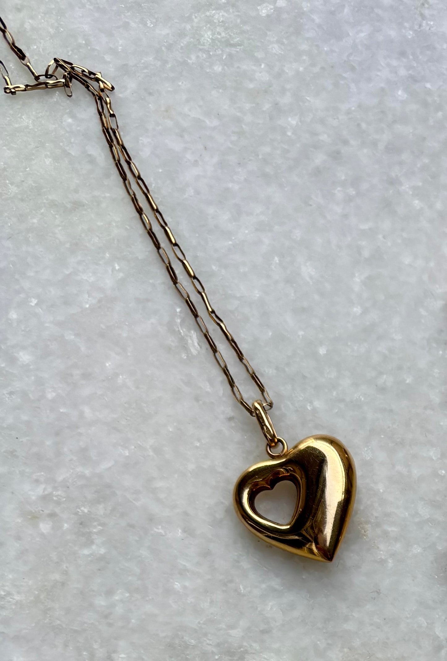 9ct Gold Puffy Cut Out Heart Pendant & Chain Necklace