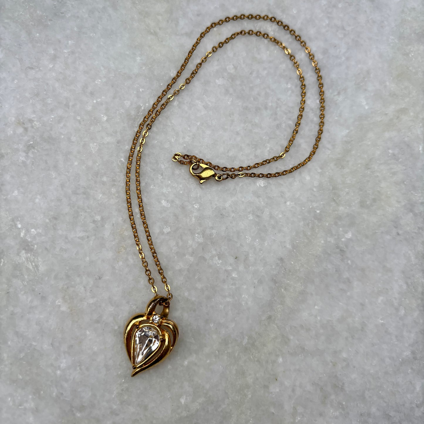 Contemporary Gold Tone Rhinestone Heart Necklace