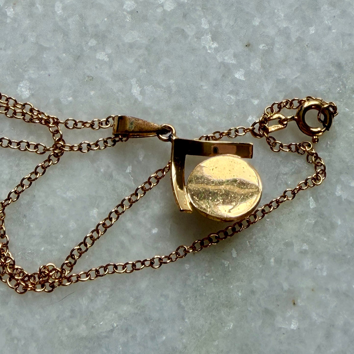 Rolled Gold Small Round Cameo Pendant Necklace
