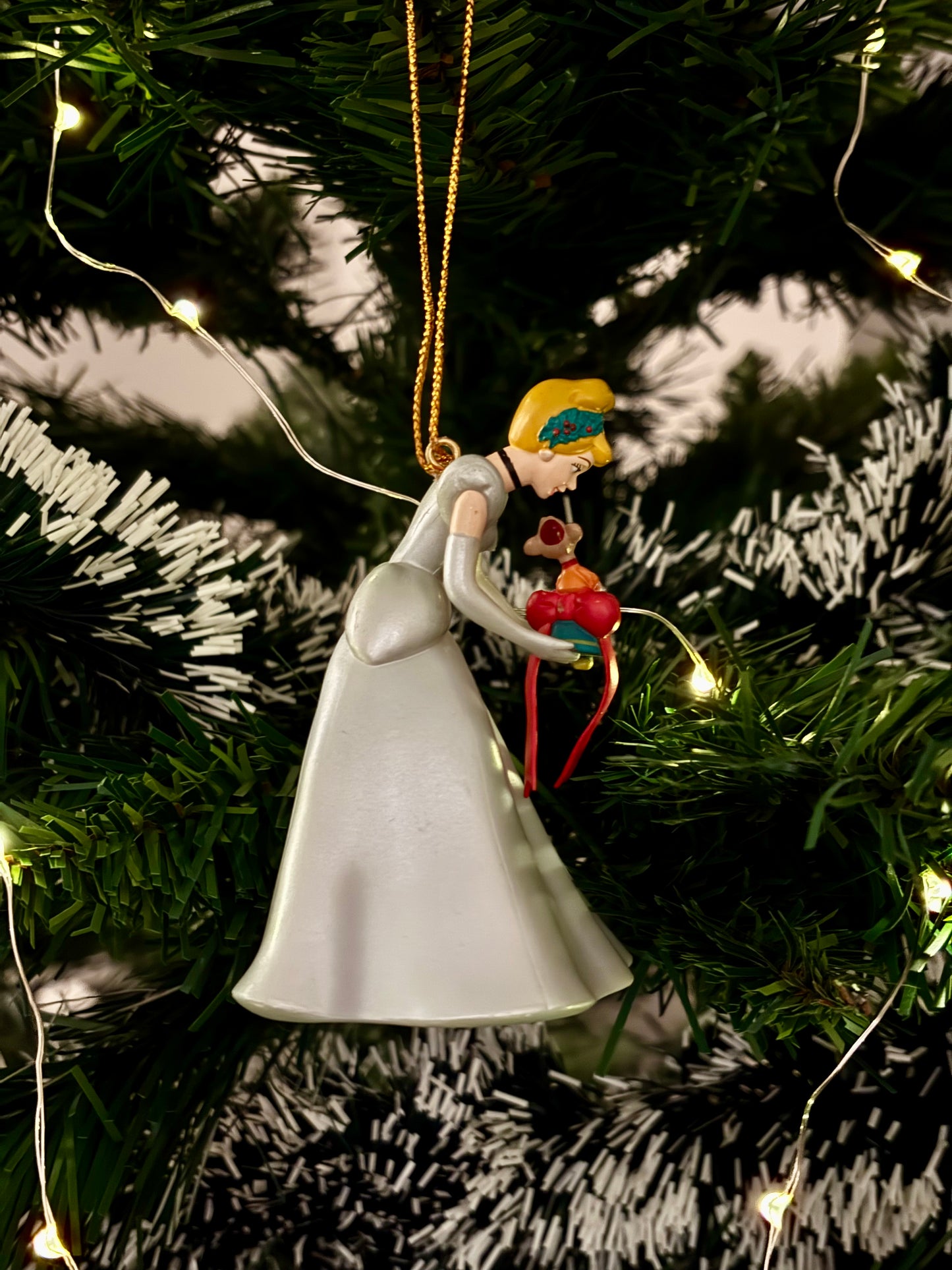 Cinderella with Jaq Jaq Christmas Decoration