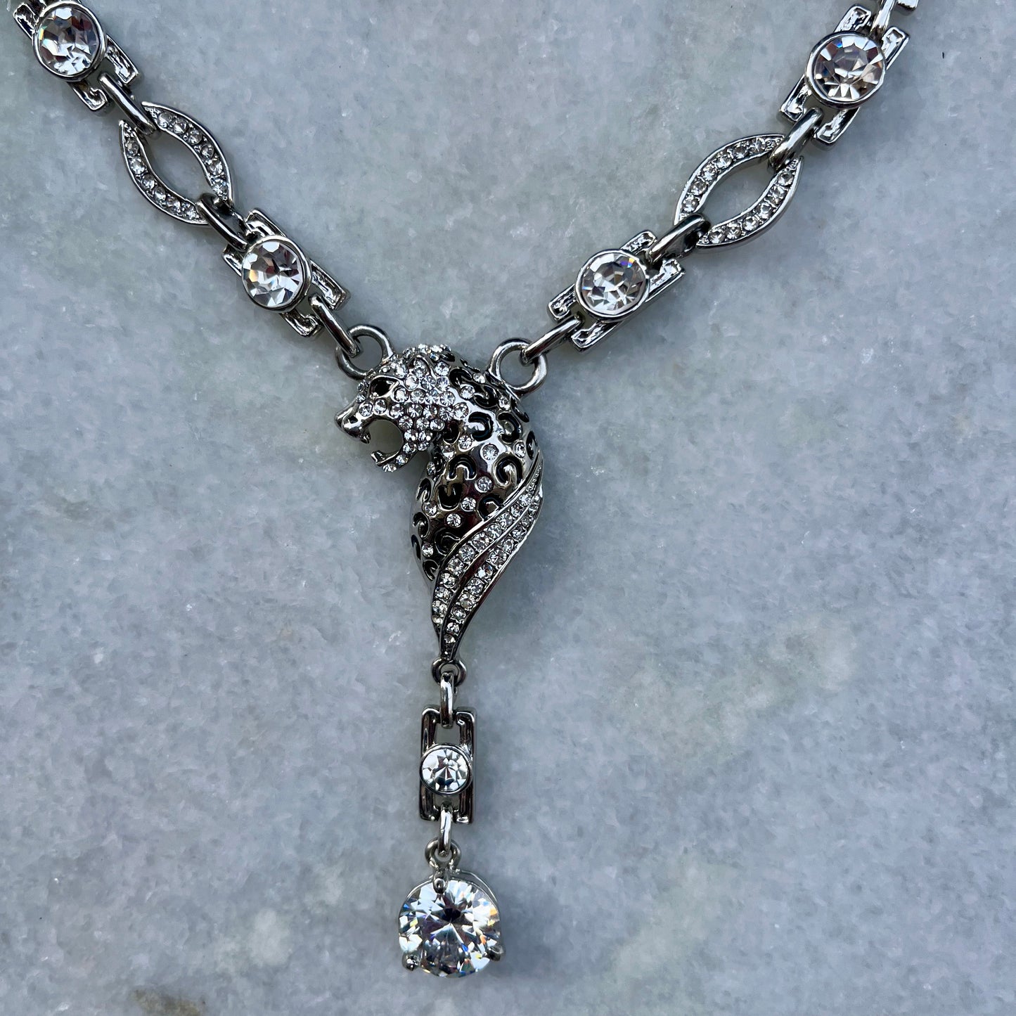 Stunning Rhinestone Leopard Necklace