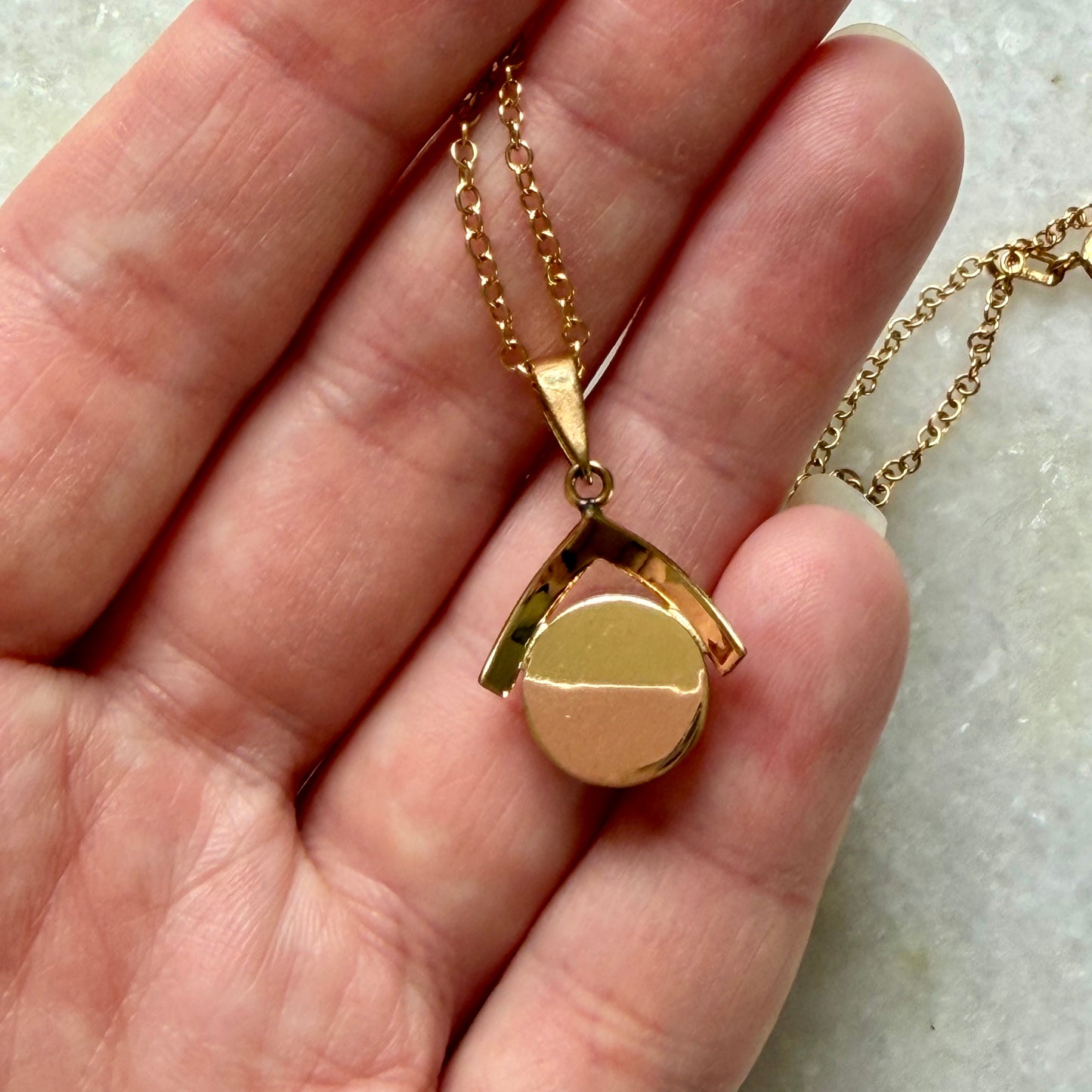 Rolled Gold Small Round Cameo Pendant Necklace